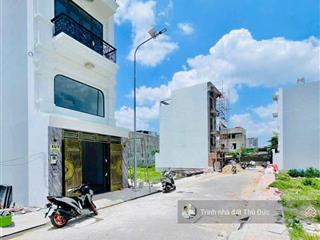 Bán đất tại đường số 40, hiệp bình chánh, thủ đức, 5 tỷ, 51 m2, kdc đồng bộ, có vỉa hè