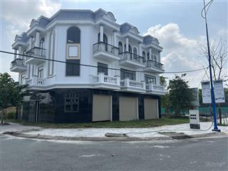 Bán căn góc tại thăng long central city, 4,2 tỷ, 100m2, 4pn, 4wc