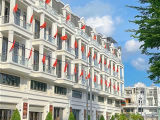 Nhà phố mặt tiền chợ an sương  quận 12 sổ hồng riêng từng căn