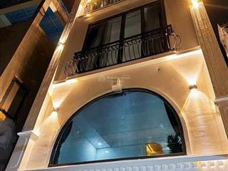 Chính chủ cần bán nhà cho con đi du học thuỵ sĩ trên đường xuân thuỷ, quận 2. dt 94,8m2. sổ sẵn