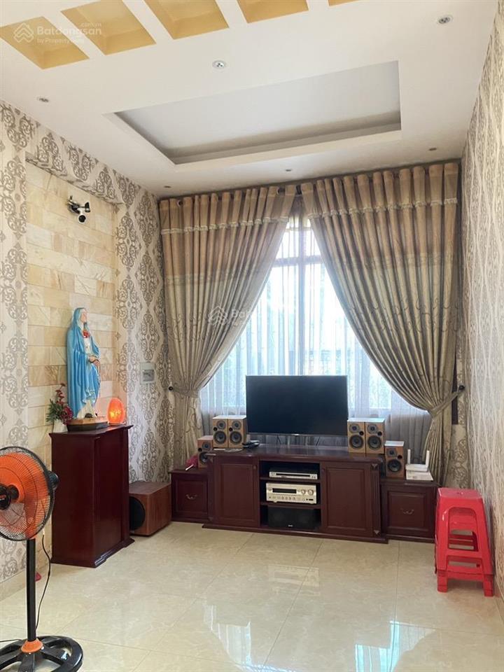 Vip  nhà bình thọ  đường dân chủ  võ văn ngân  thủ đức  180m2  3 tầng  giá chỉ 18,68 tỷ tl