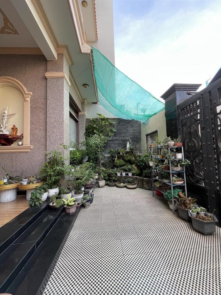 Vip  nhà bình thọ  đường dân chủ  võ văn ngân  thủ đức  180m2  3 tầng  giá chỉ 18,68 tỷ tl