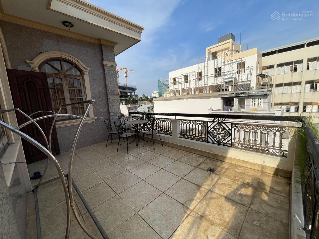 Vip  nhà bình thọ  đường dân chủ  võ văn ngân  thủ đức  180m2  3 tầng  giá chỉ 18,68 tỷ tl