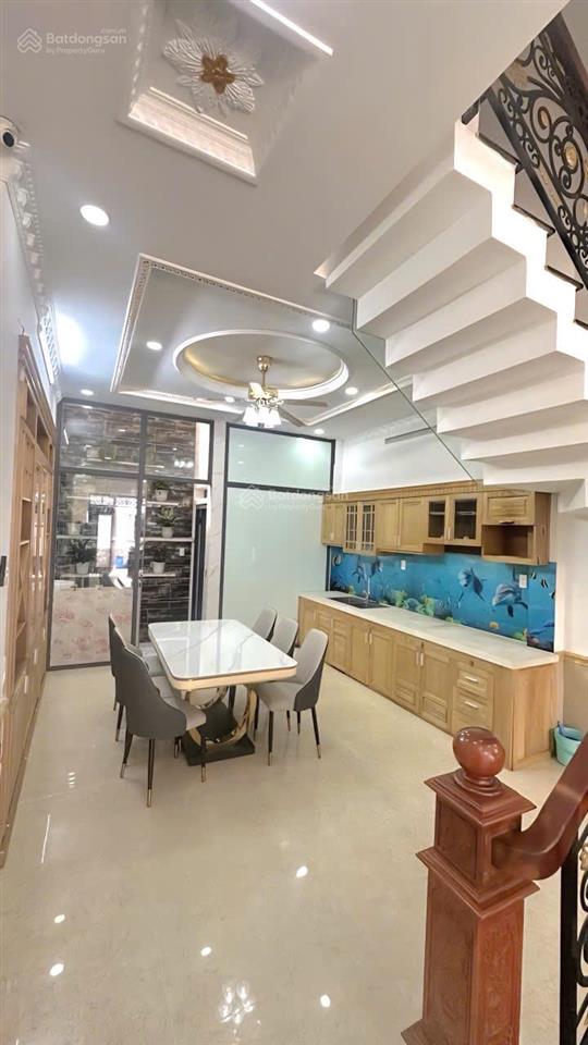 Bán nhà phường trung mỹ tây, gần nguyễn ảnh thủ trần thị năm, nhà mới 3 lầu ở ngay