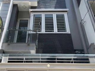 Bán gấp nhà riêng 80m2 đường quốc hương, quận 2. giá 4 tỷ 850/ 5m x 20m. sổ chính chủ sang tên ngay