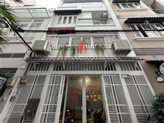 Ngộp bank! chị hải bán gấp nhà nguyễn thần hiến, quận 4. giá 4 tỷ 990/ 5,5mx15m (82,5m2). mặt đường