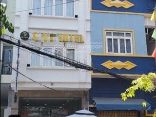 Giảm thẳng 1tỷ!bán ks đang cho thuê khoán 50tr mt bạch đằng, tân bình. giá 6 tỷ 800/132m2(4,4x30m)