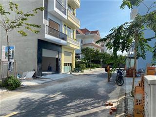 Thanh lý 12 lô thu hồi vốn giá cực tốt chỉ 4tỷ2 mua đầu tư để đó sinh lời đảo kim cương thành phố