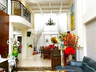 Lên sóng 1 căn nhà còn sót lại ở huỳnh văn bánh giá đầu tư chưa tới 4 tỷ2 cực kỳ tốt nội thất