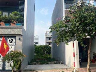 Thanh lý 12nền đất liền kề vạn phúc city khu vip thủ đức giá chỉ từ 45triệu /m2 shr công chứng ngay