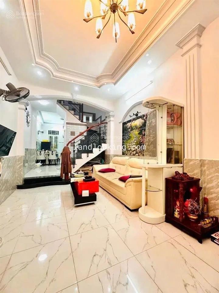 Di chuyển ra chợ bến thành chỉ mất 10 phút gần đại học bk chỉ còn sót lại căn tô hiến thành giá 6tỷ