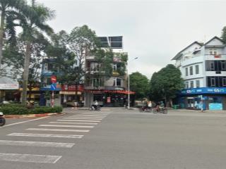 Bán đất mặt tiền ngang 23m, 400m2, full thổ cư, khu đường gs, cạnh bigc go dĩ an, chỉ hơn 21 tỷ