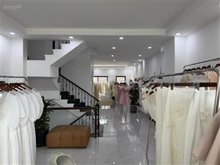 Cho thuê văn phòng gần ubnd tp thủ đức, quận 2, hcm, giá cực chất 35 triệu, 100m2  dtxd  438m2