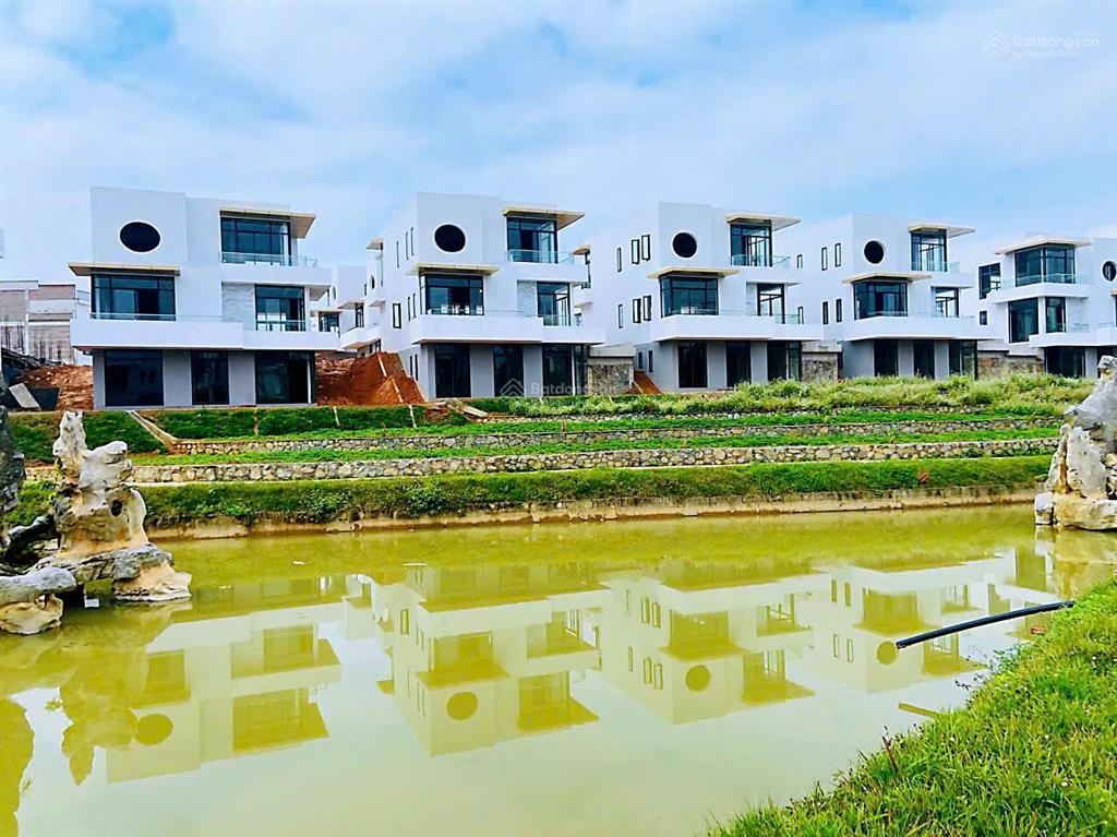 Bán ngay lập tức trong tháng này căn 300 m2 giá chỉ 8 tỷ, chưa có giá nào như ở legacy hòa bình