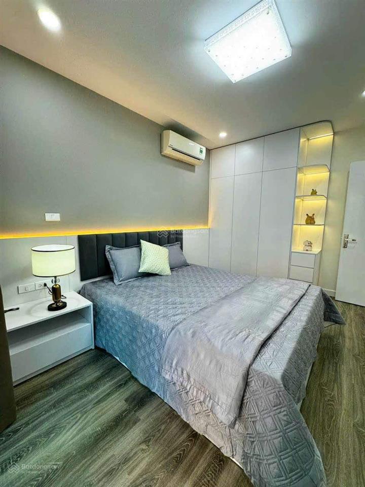 Chính chủ cần bán căn hộ garden hill 2n2vs, 76m2, mới sửa lại nội thất cao cấp toàn bộ. giá 5tỷ250