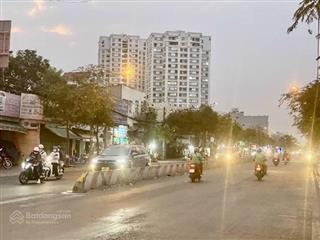 Cần bán đất mặt tiền huỳnh tấn phát