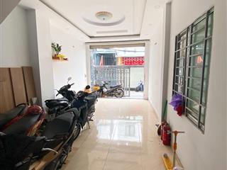 Nhà 4 lầu 12 phòng vừa ở vừa cho thuê phú mỹ q7 12phòng ngủ 13wc