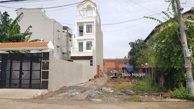 Cần bán gấp lô đất vàng đ. phan chu trinh. p2, tp vũng tàu. nằm gần bãi sau vũng tàu. 120m2