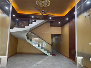 Bán nhà 3 tầng mặt đường ql2, ngã 4 đạo đức  bình xuyên
