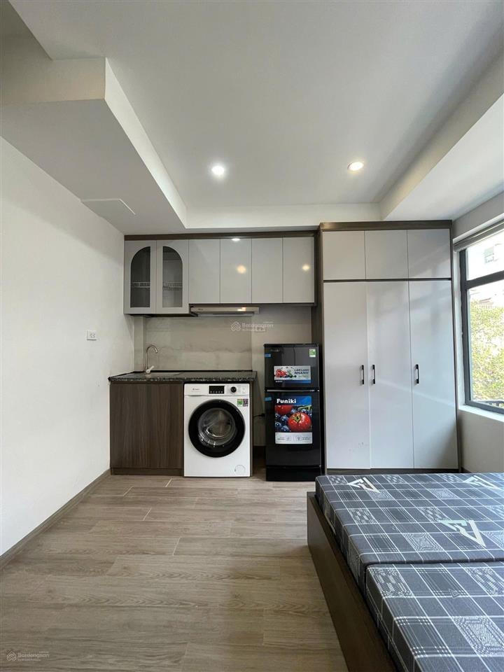 Phòng mới ngã tư lê văn lương full đồ 25m2  vị trí hiếm có