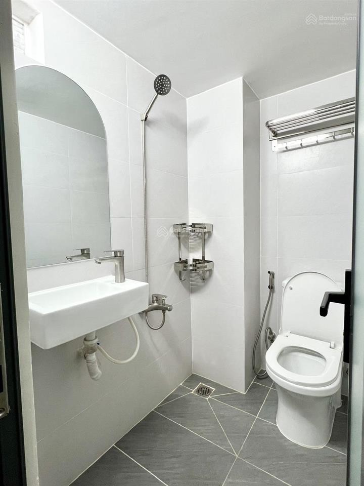 Duplex giặt riêngcửa sổcầu công lý q3cầu kiệu giáp quận 1sạch sẽ mới an ninh