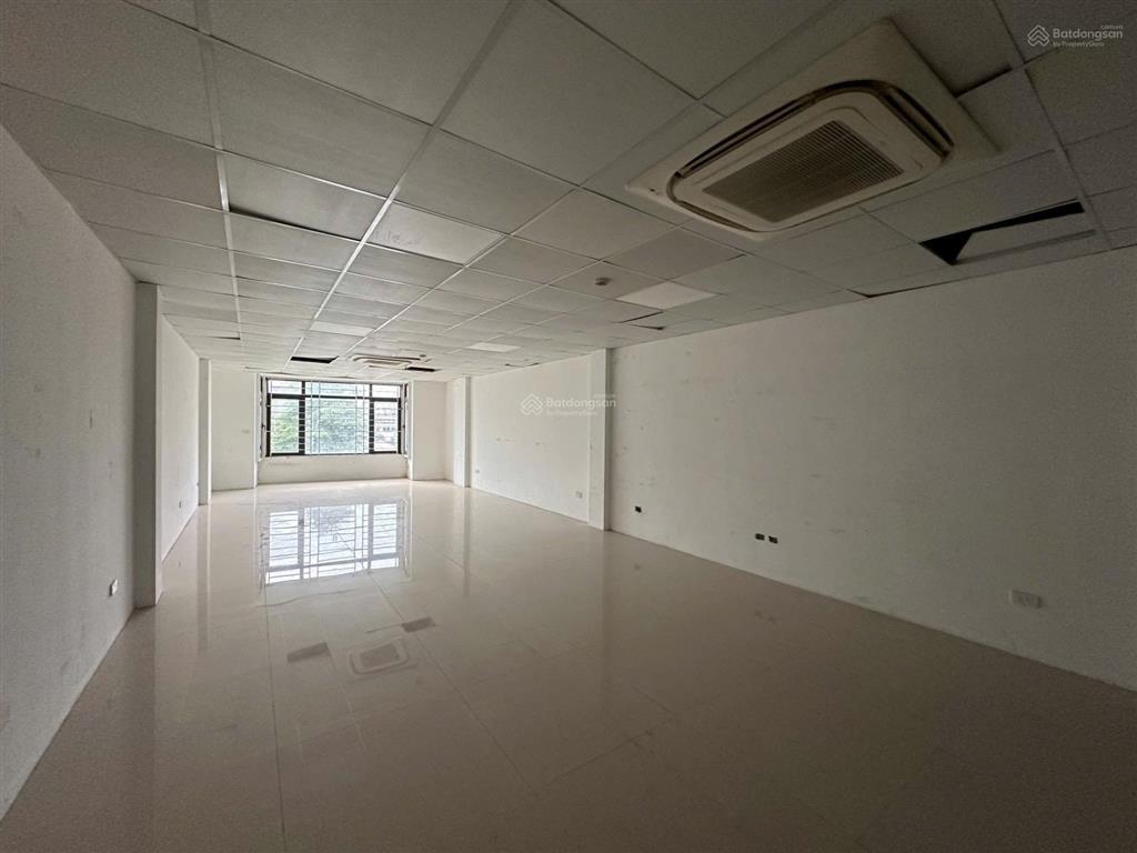 Mặt phố văn caoview quần ngựa dt95m2 thu nhập 150tr/th