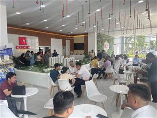 Lượng khách hàng đến với conic rất đông, căn hộ cực hot, nhận nhà ở ngaysổ hồng trao tay