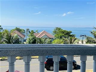 Ở nước ngoài cần bán 3 căn biệt thự liền nhau khu vip nhất sealinks  view trực diện biển rất đẹp