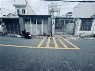 Nhà cấp 4, 240m2 thổ cư 6,55 tỷ, song hành tt hóc môn chỉ 27 triệu/m2, tiện xây biệt thự, nhà xưởng