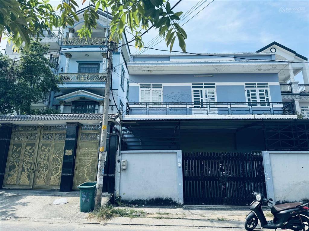 Dt lớn đẹp, full thổ cư 300m2 (10mx30m), giá rẻ 9,95 tỷ, đường nhựa 10m  đặng thúc vịnh, hóc môn