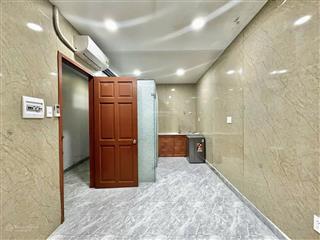 Phòng studio  chung cư trần não  ngay mặt tiền gần đh gtvt 1km đi bộ