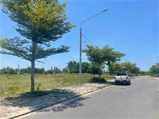 Kđt số 4 1 lô duy nhất giá 2tỷ95, dt 171.5 m2