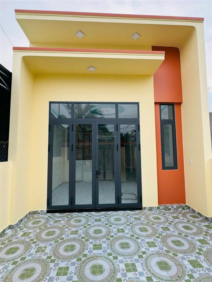 Bán nhà cấp bốn giá 1350 (trả trước 350), nhà gác lửng giá 1550 (trả trước 450)