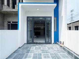 Bán nhà cấp bốn xây mới 100%, sổ riêng thổ cư ngân hàng cho vay 1 tỷ 2 cách changshin 2km