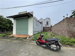 Bán đất bìa làng thuỵ lâm, ô tô tránh, mặt tiền 10m, có nhà, phân lô, giá đầu tư 85tr/m2