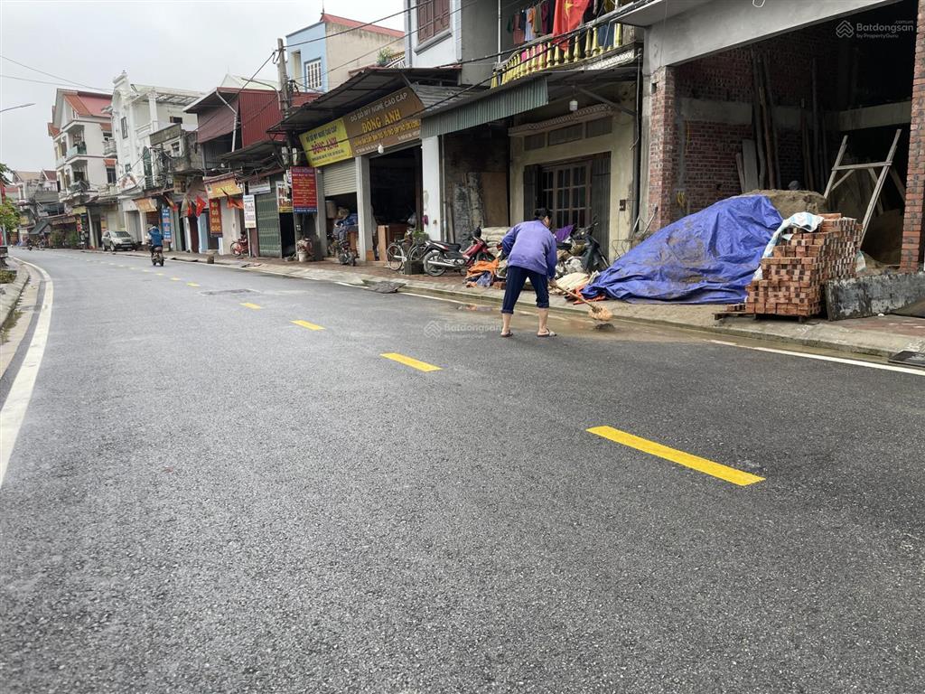 Hiếm! 3tỷ5 đất trục chính kinh doanh, ô tô tránh, không lỗi, hàng xóm giàu có