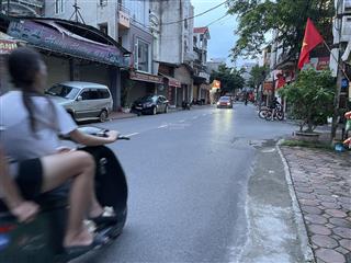 Bán đất từ sơn, lô góc, trục chính, ô tô tránh, đường thông tứ tung, kinh doanh, hơn 2 tỷ