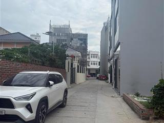 Bán nhà 4tầng có thang máy full nội thất.giá 8tỷ