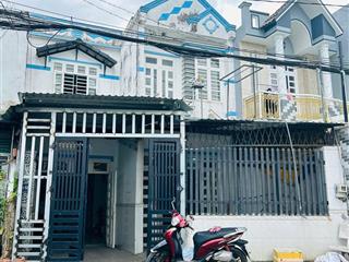 Nhà 2 tầng mặt tiền thới tam thôn 11, dt100m2, shr, chỉ 4.3 tỷ