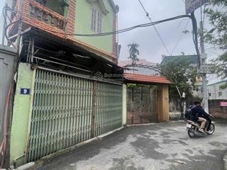 Bán đất tặng nhà 2 tầng 50m2 ô tô 7 chỗ đỗ cửa, giữa ocean park & ecopark, gần chợ, giá 5 tỷ