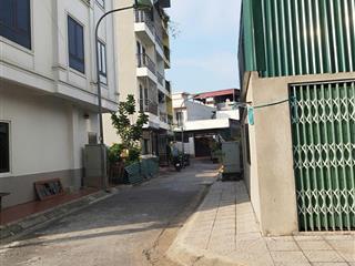 Hiếm, nhà cự khối, vỉa hè , 2 ô tô tránh,dân xây 32m², 5 tầng, 100m ra mặt đường to, chỉ 7.5 tỷ