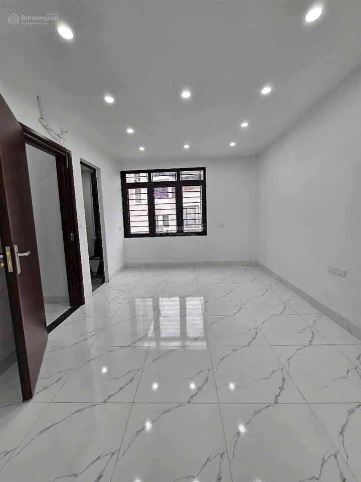 Nhà đẹp 4.56tỷ hữu hòa. gần chung cư đại thanh. giáp linh đàm  hàng xóm mậu lương  xala. 36m2, 5t