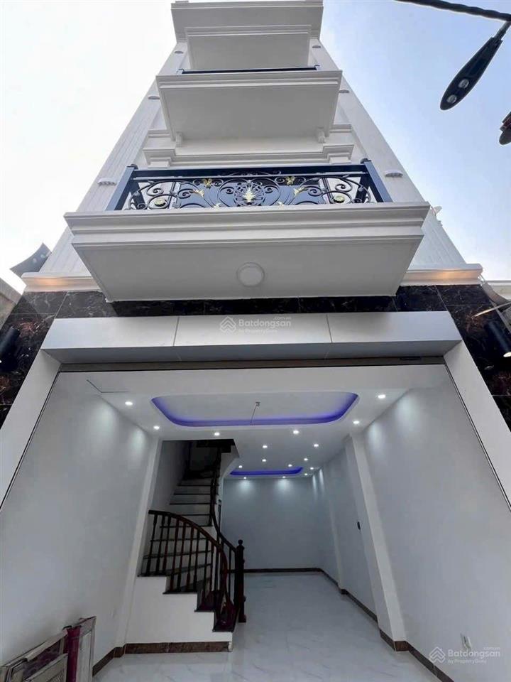 Bán gấp 4.3 tỷ nhà tả thanh oai (đại thanh). gần trường c1.2.3 dt 41m2, 5 tầng. 0968 398 ***