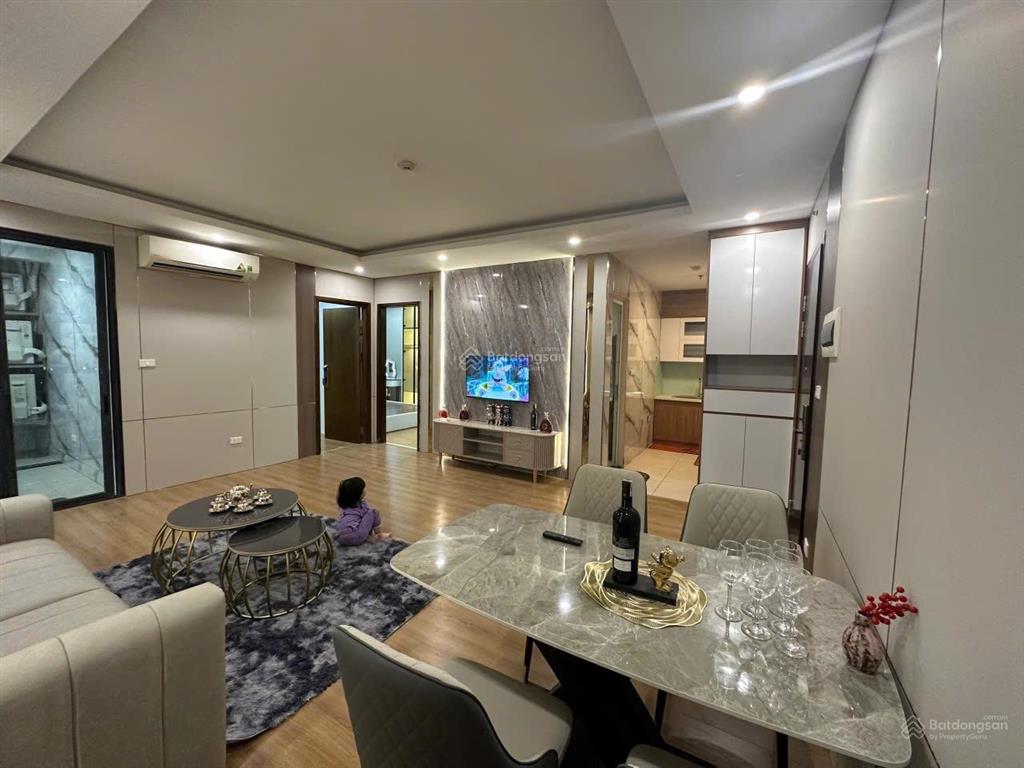 (siêu tàichính) em linh cần bán gấp căn hộ 2ngủ imperia nguyễn huy tưởng .sẵn sổ.đủ đồ.giá 6 tỷ56