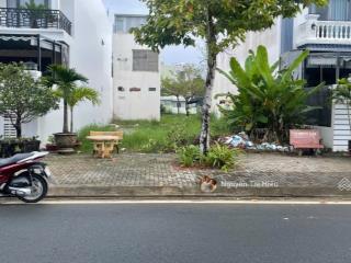 Ra lô đất gần chợ mới ba tri, đ. nguyễn thị định, tt. ba tri, ba tri, bến tre, 120m2/550tr, shr