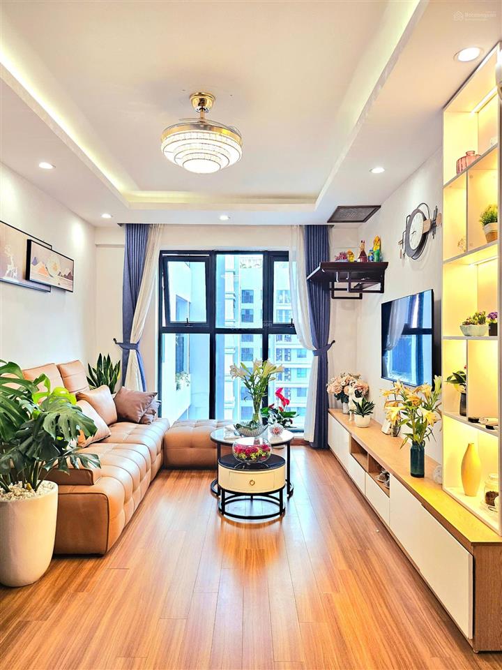 Bán nhanh căn 2 ngủ goldmark city