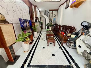 Bán nhà gần phố cát linh nhà đẹp, ở ngay, mt thoáng sáng, ngõ rộng 5 tầng dt 31m2, giá 8,25 tỷ