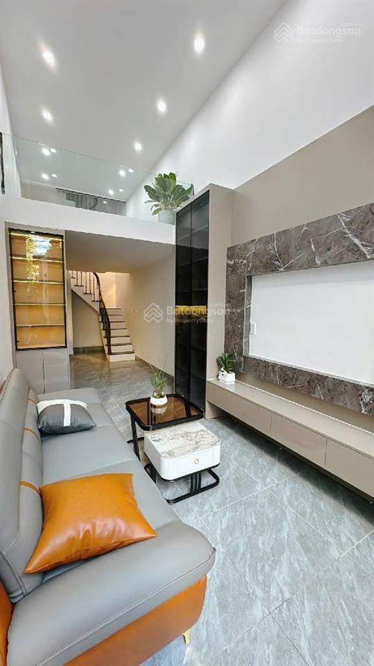Bán nhà tây sơn thịnh quang 24m26,6 tỷ nhà đẹp nội thất đầy đủ, hiện đại 10m ra ô tô