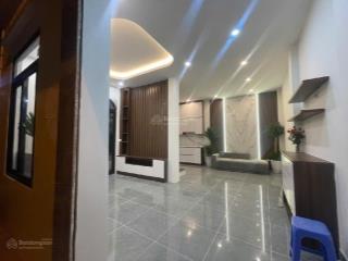 Bán nhà lạc long quân  ngõ thông  gần phố  nội thất nhập khẩu  giá 10,8 tỷ