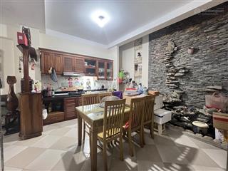 Ô tô tránh full nội thất bán nhà đẹp dân xây đông dư, gia lâm 5.84tỷ, 55m2